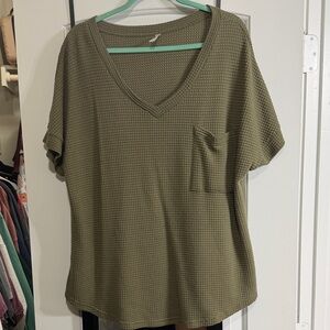 Casual Olive V-Neck Waffle Knit Tee